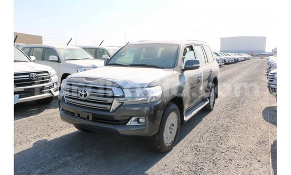 Hividy Toyota Land Cruiser Black Car in Import - Dubai in Diana Hividy Toyota Land Cruiser Black Car in Import - Dubai in Diana