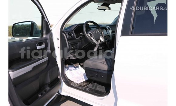 Buy Import Toyota Tundra White Car in Import - Dubai in Diana Buy Import Toyota Tundra White Car in Import - Dubai in Diana