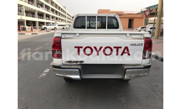 Buy Import Toyota Hilux White Car in Import - Dubai in Diana Buy Import Toyota Hilux White Car in Import - Dubai in Diana