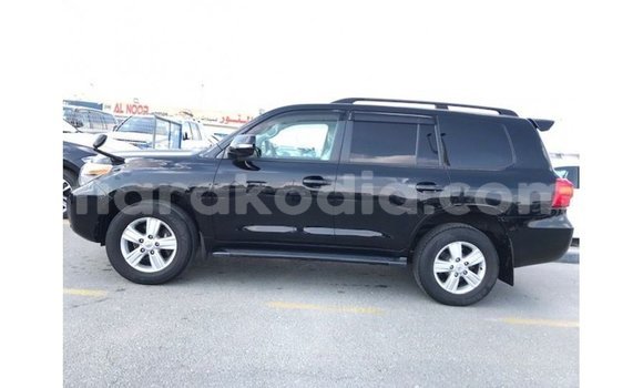 Acheter Import Voiture Toyota Land Cruiser Noir à Import - Dubai, Diana Acheter Import Voiture Toyota Land Cruiser Noir à Import - Dubai, Diana