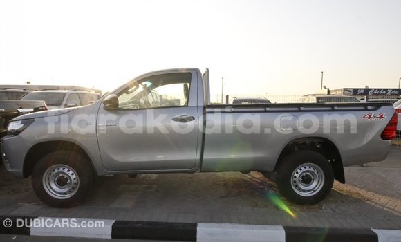 Acheter Import Voiture Toyota Hilux Autre à Import - Dubai, Diana Acheter Import Voiture Toyota Hilux Autre à Import - Dubai, Diana