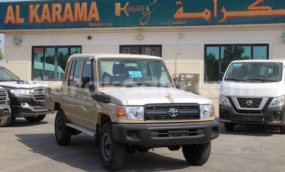 Buy Import Toyota Land Cruiser Beige Car in Import - Dubai in Diana Buy Import Toyota Land Cruiser Beige Car in Import - Dubai in Diana