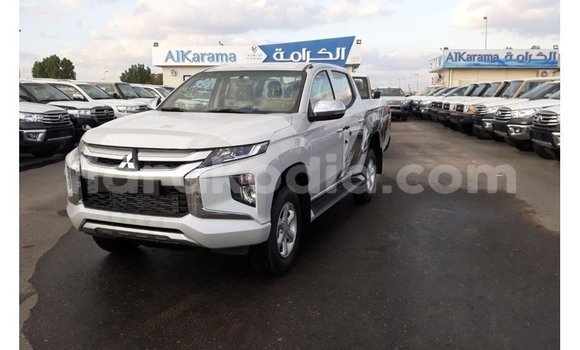 Hividy Mitsubishi L200 fotsy Car in Import - Dubai in Diana Hividy Mitsubishi L200 fotsy Car in Import - Dubai in Diana