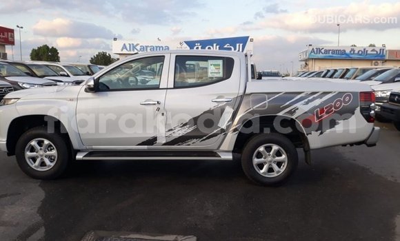 Hividy Mitsubishi L200 fotsy Car in Import - Dubai in Diana Hividy Mitsubishi L200 fotsy Car in Import - Dubai in Diana