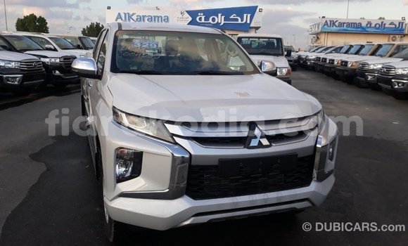 Hividy Mitsubishi L200 fotsy Car in Import - Dubai in Diana Hividy Mitsubishi L200 fotsy Car in Import - Dubai in Diana