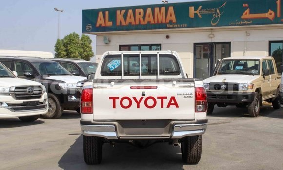 Buy Import Toyota Hilux White Car in Import - Dubai in Diana Buy Import Toyota Hilux White Car in Import - Dubai in Diana