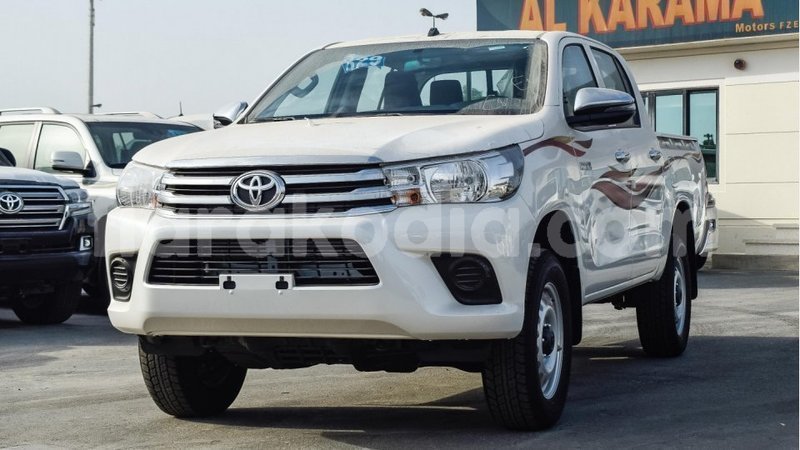 Big with watermark toyota hilux diana import dubai 4989