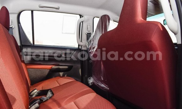 Buy Import Toyota Hilux White Car in Import - Dubai in Diana Buy Import Toyota Hilux White Car in Import - Dubai in Diana