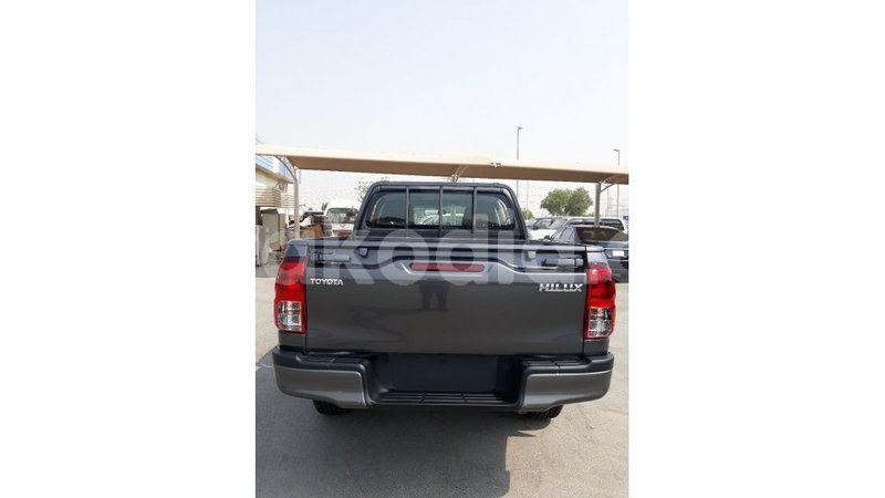 Big with watermark toyota hilux diana import dubai 4994