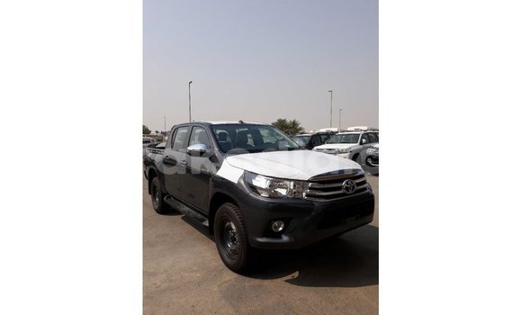 Acheter Import Voiture Toyota Hilux Noir à Import - Dubai, Diana Acheter Import Voiture Toyota Hilux Noir à Import - Dubai, Diana