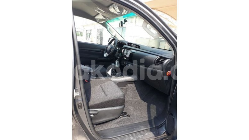 Big with watermark toyota hilux diana import dubai 4994