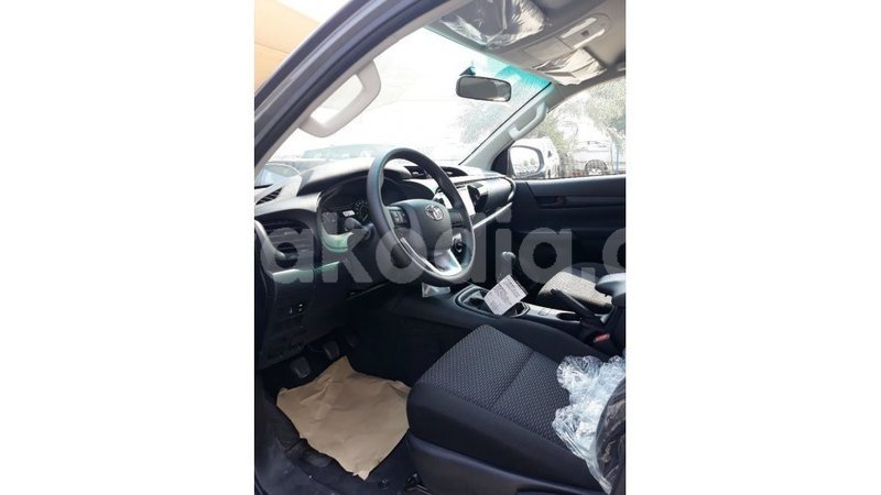 Big with watermark toyota hilux diana import dubai 4994