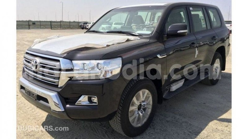 Big with watermark toyota land cruiser diana import dubai 4995