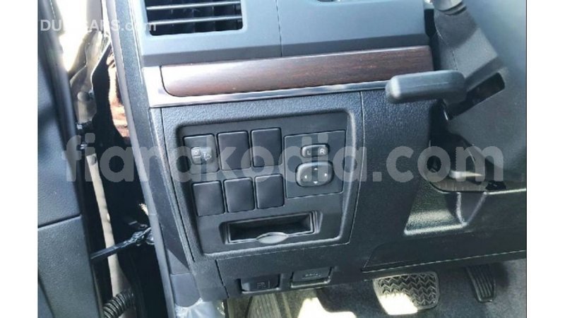 Big with watermark toyota land cruiser diana import dubai 5004