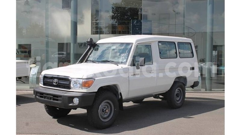 Big with watermark toyota land cruiser diana import dubai 5008