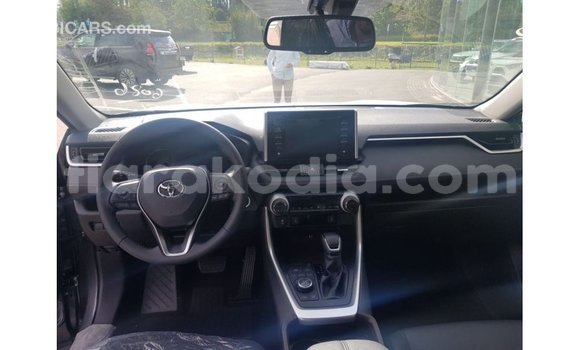 Buy Import Toyota HiAce Other Truck in Import - Dubai in Diana Buy Import Toyota HiAce Other Truck in Import - Dubai in Diana