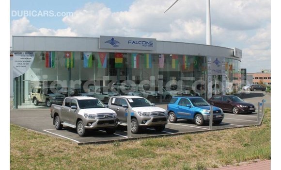 Acheter Import Voiture Toyota Prado Noir à Import - Dubai, Diana Acheter Import Voiture Toyota Prado Noir à Import - Dubai, Diana
