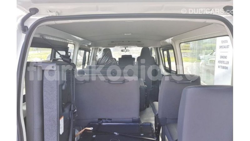 Big with watermark toyota hiace diana import dubai 5016