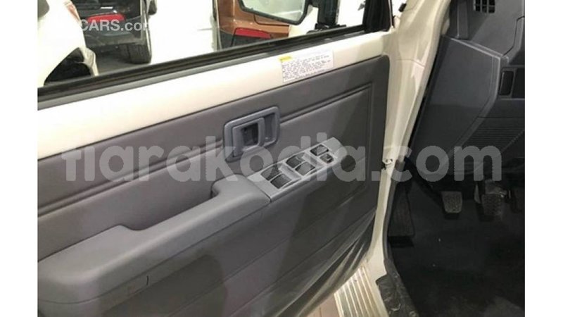 Big with watermark toyota land cruiser diana import dubai 5020