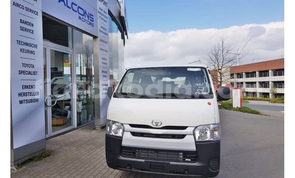 Buy Import Toyota Hiace White Car in Import - Dubai in Diana Buy Import Toyota Hiace White Car in Import - Dubai in Diana