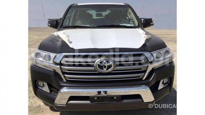 Big with watermark toyota land cruiser diana import dubai 5040