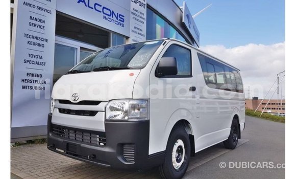 Acheter Import Voiture Toyota Hiace Blanc à Import - Dubai, Diana Acheter Import Voiture Toyota Hiace Blanc à Import - Dubai, Diana