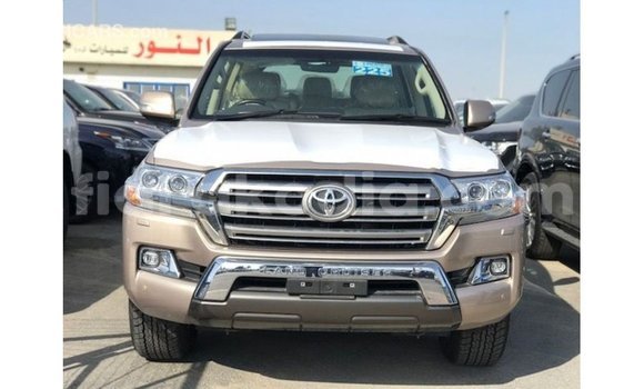 Acheter Import Voiture Toyota Land Cruiser Autre à Import - Dubai, Diana Acheter Import Voiture Toyota Land Cruiser Autre à Import - Dubai, Diana