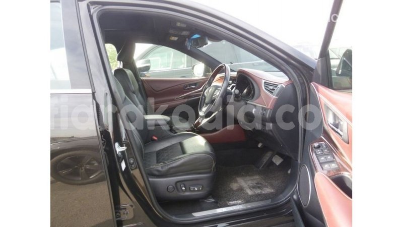 Big with watermark toyota harrier diana import dubai 5063