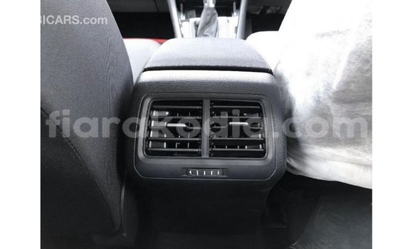 Acheter Import Voiture Volkswagen Golf Blanc à Import - Dubai, Diana Acheter Import Voiture Volkswagen Golf Blanc à Import - Dubai, Diana