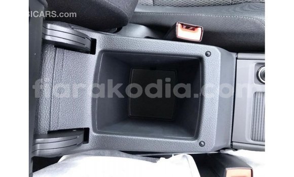 Acheter Import Voiture Volkswagen Golf Blanc à Import - Dubai, Diana Acheter Import Voiture Volkswagen Golf Blanc à Import - Dubai, Diana