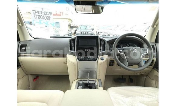 Acheter Import Voiture Toyota Land Cruiser Autre à Import - Dubai, Diana Acheter Import Voiture Toyota Land Cruiser Autre à Import - Dubai, Diana