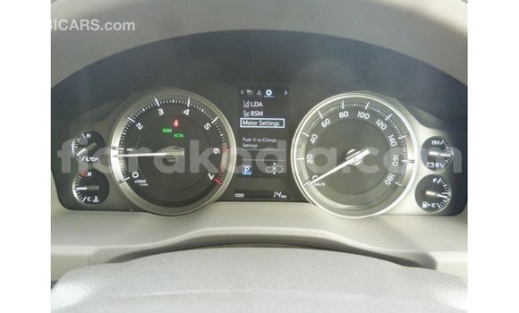 Acheter Import Voiture Toyota Land Cruiser Blanc à Import - Dubai, Diana Acheter Import Voiture Toyota Land Cruiser Blanc à Import - Dubai, Diana