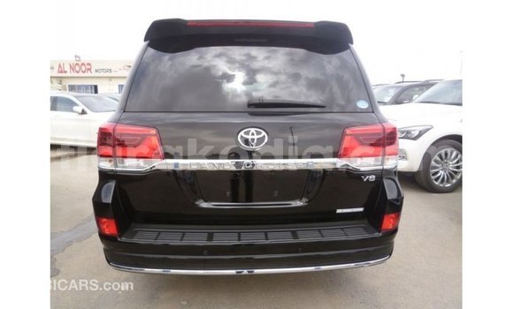 Acheter Import Voiture Toyota Land Cruiser Noir à Import - Dubai, Diana Acheter Import Voiture Toyota Land Cruiser Noir à Import - Dubai, Diana