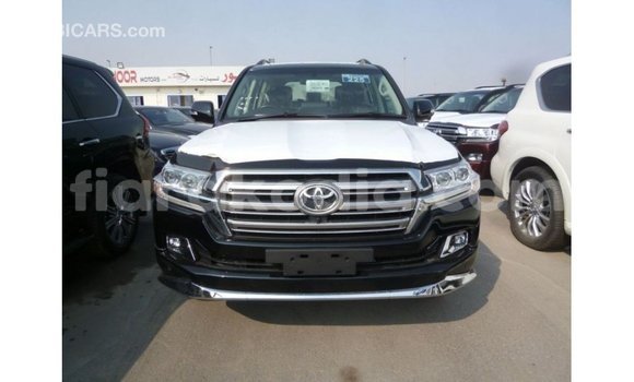 Acheter Import Voiture Toyota Land Cruiser Noir à Import - Dubai, Diana Acheter Import Voiture Toyota Land Cruiser Noir à Import - Dubai, Diana