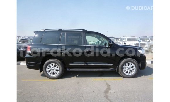 Acheter Import Voiture Toyota Land Cruiser Noir à Import - Dubai, Diana Acheter Import Voiture Toyota Land Cruiser Noir à Import - Dubai, Diana