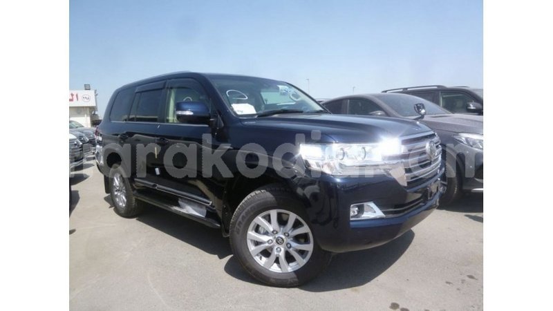 Big with watermark toyota land cruiser diana import dubai 5097