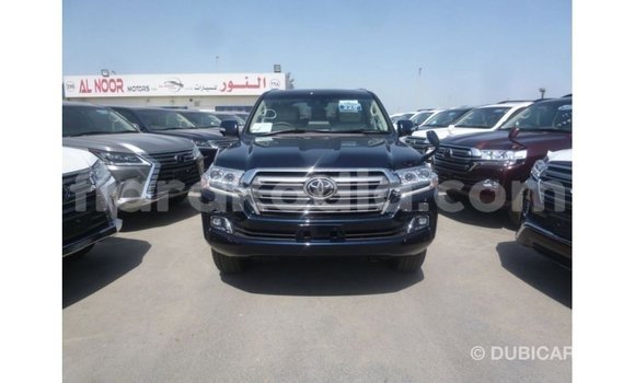 Acheter Import Voiture Toyota Land Cruiser Bleu à Import - Dubai, Diana Acheter Import Voiture Toyota Land Cruiser Bleu à Import - Dubai, Diana