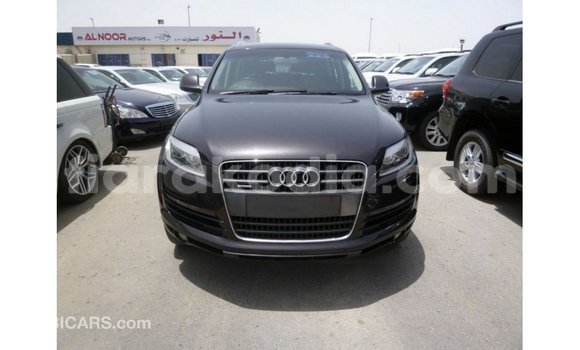 Acheter Import Voiture Audi Q7 Noir à Import - Dubai, Diana Acheter Import Voiture Audi Q7 Noir à Import - Dubai, Diana
