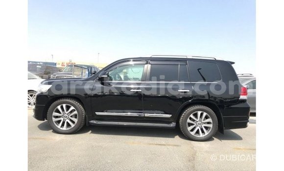 Acheter Import Voiture Toyota Land Cruiser Noir à Import - Dubai, Diana Acheter Import Voiture Toyota Land Cruiser Noir à Import - Dubai, Diana