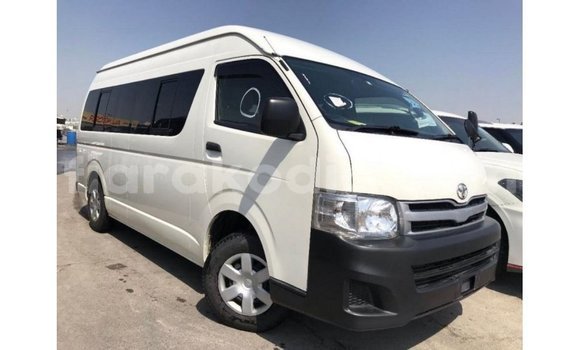 Acheter Import Voiture Toyota Hiace Blanc à Import - Dubai, Diana Acheter Import Voiture Toyota Hiace Blanc à Import - Dubai, Diana