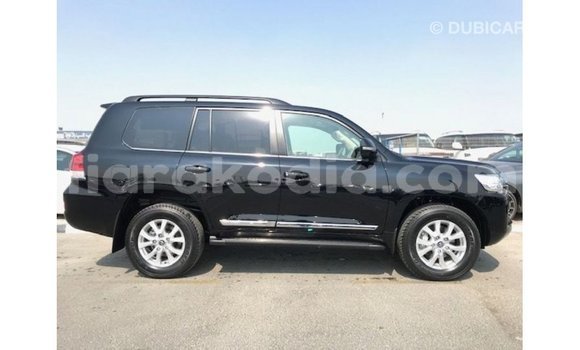 Acheter Import Voiture Toyota Land Cruiser Noir à Import - Dubai, Diana Acheter Import Voiture Toyota Land Cruiser Noir à Import - Dubai, Diana
