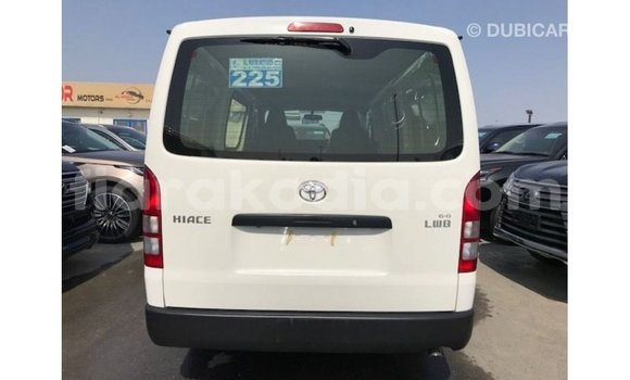 Acheter Import Voiture Toyota Hiace Blanc à Import - Dubai, Diana Acheter Import Voiture Toyota Hiace Blanc à Import - Dubai, Diana