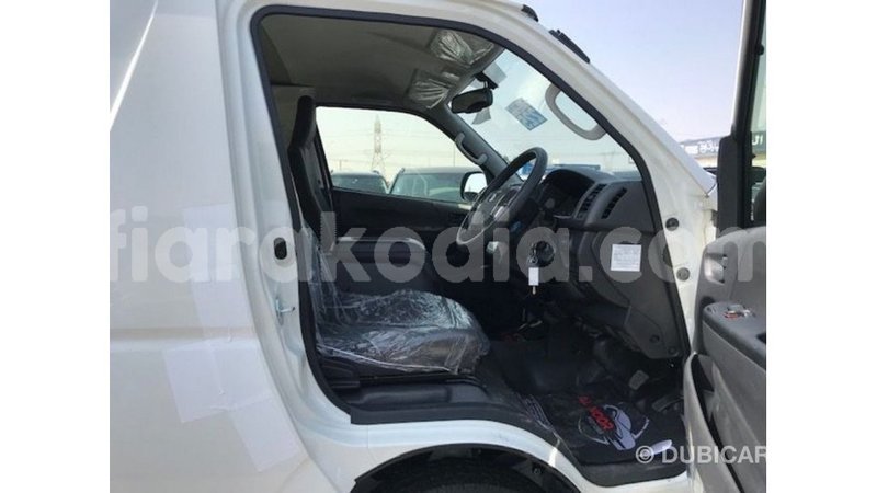 Big with watermark toyota hiace diana import dubai 5111