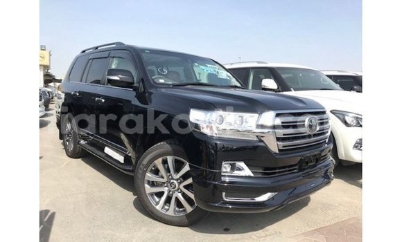 Acheter Import Voiture Toyota Land Cruiser Noir à Import - Dubai, Diana Acheter Import Voiture Toyota Land Cruiser Noir à Import - Dubai, Diana