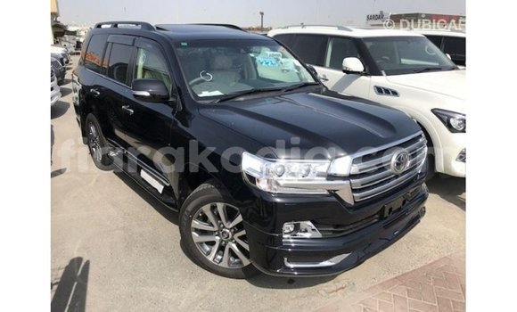 Acheter Import Voiture Toyota Land Cruiser Noir à Import - Dubai, Diana Acheter Import Voiture Toyota Land Cruiser Noir à Import - Dubai, Diana