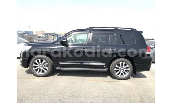Acheter Import Voiture Toyota Land Cruiser Noir à Import - Dubai, Diana Acheter Import Voiture Toyota Land Cruiser Noir à Import - Dubai, Diana