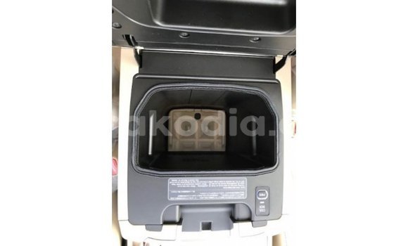 Acheter Import Voiture Toyota Land Cruiser Noir à Import - Dubai, Diana Acheter Import Voiture Toyota Land Cruiser Noir à Import - Dubai, Diana