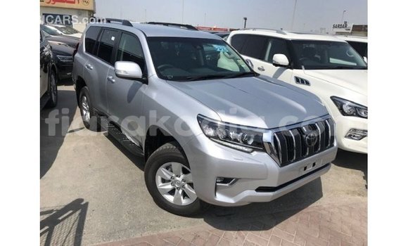 Acheter Import Voiture Toyota Prado Autre à Import - Dubai, Diana Acheter Import Voiture Toyota Prado Autre à Import - Dubai, Diana