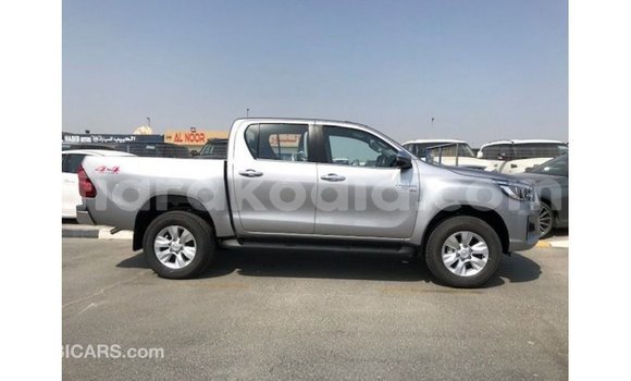 Acheter Import Voiture Toyota Hilux Autre à Import - Dubai, Diana Acheter Import Voiture Toyota Hilux Autre à Import - Dubai, Diana