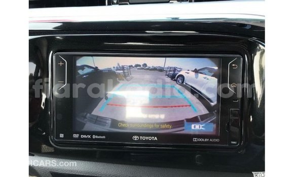 Acheter Import Voiture Toyota Hilux Autre à Import - Dubai, Diana Acheter Import Voiture Toyota Hilux Autre à Import - Dubai, Diana